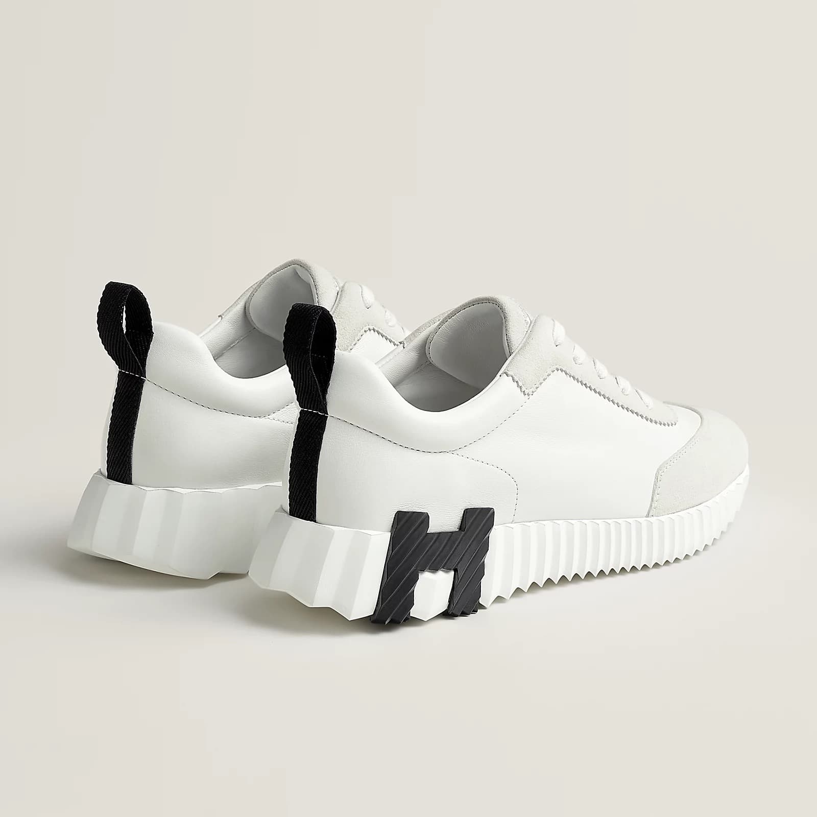 Hermes Sneakers Boucing Blanc • Gris — vue 3