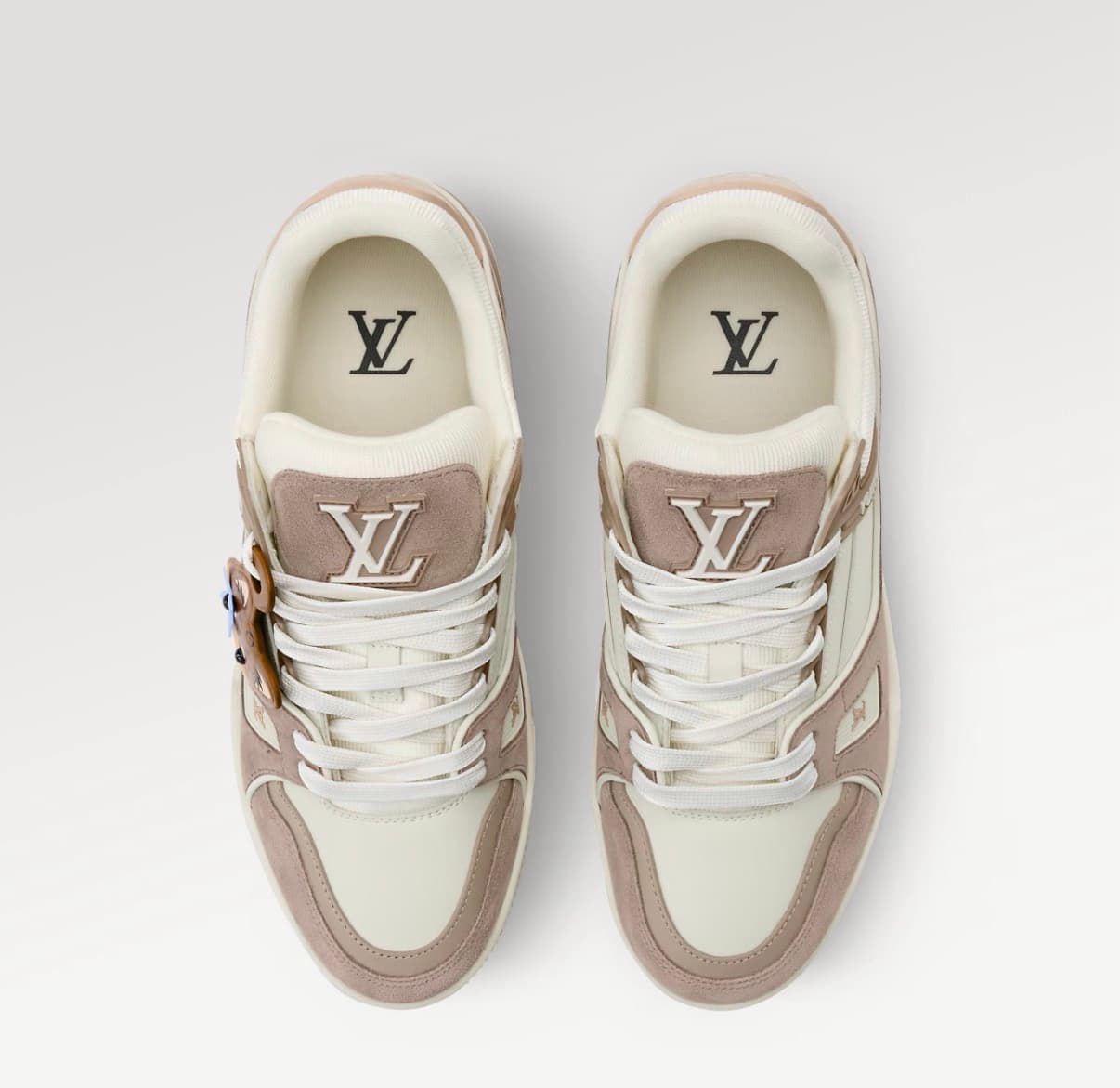Louis Vuitton Sneaker LV Trainer  Couleur Beige — vue 3
