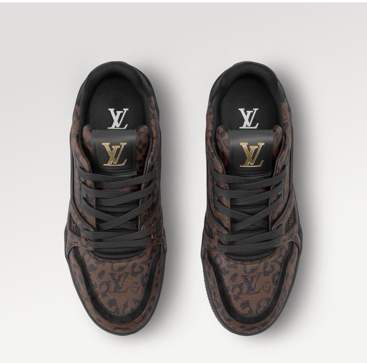 Louis Vuitton Sneaker LV Trainer  Couleur Marron — vue 3