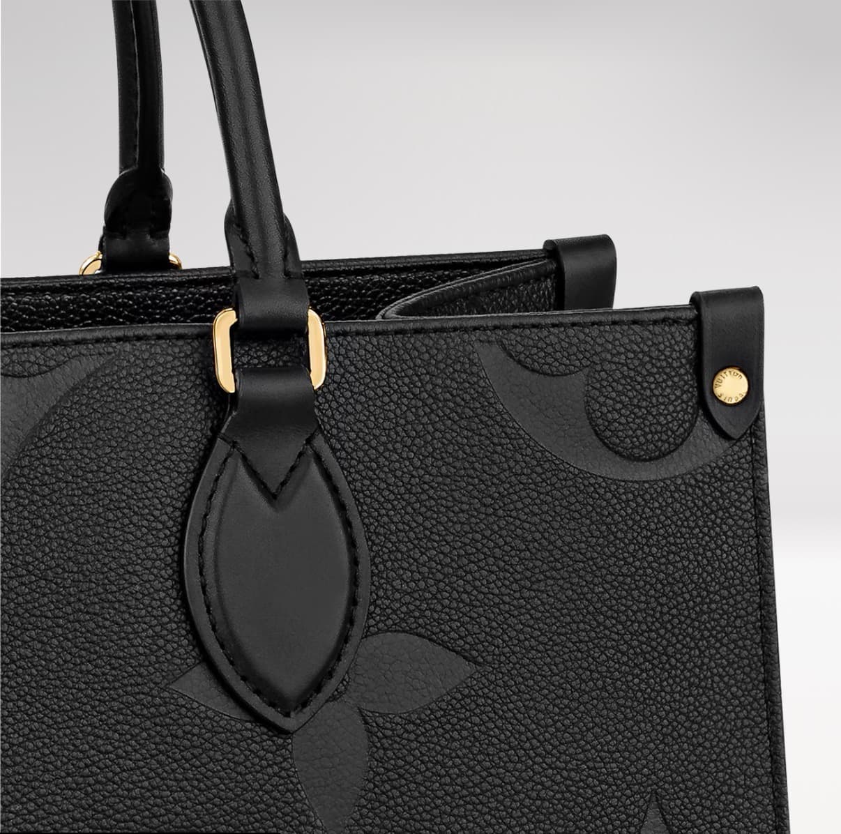 Louis Vuitton Cabas On Thego MM — vue 3