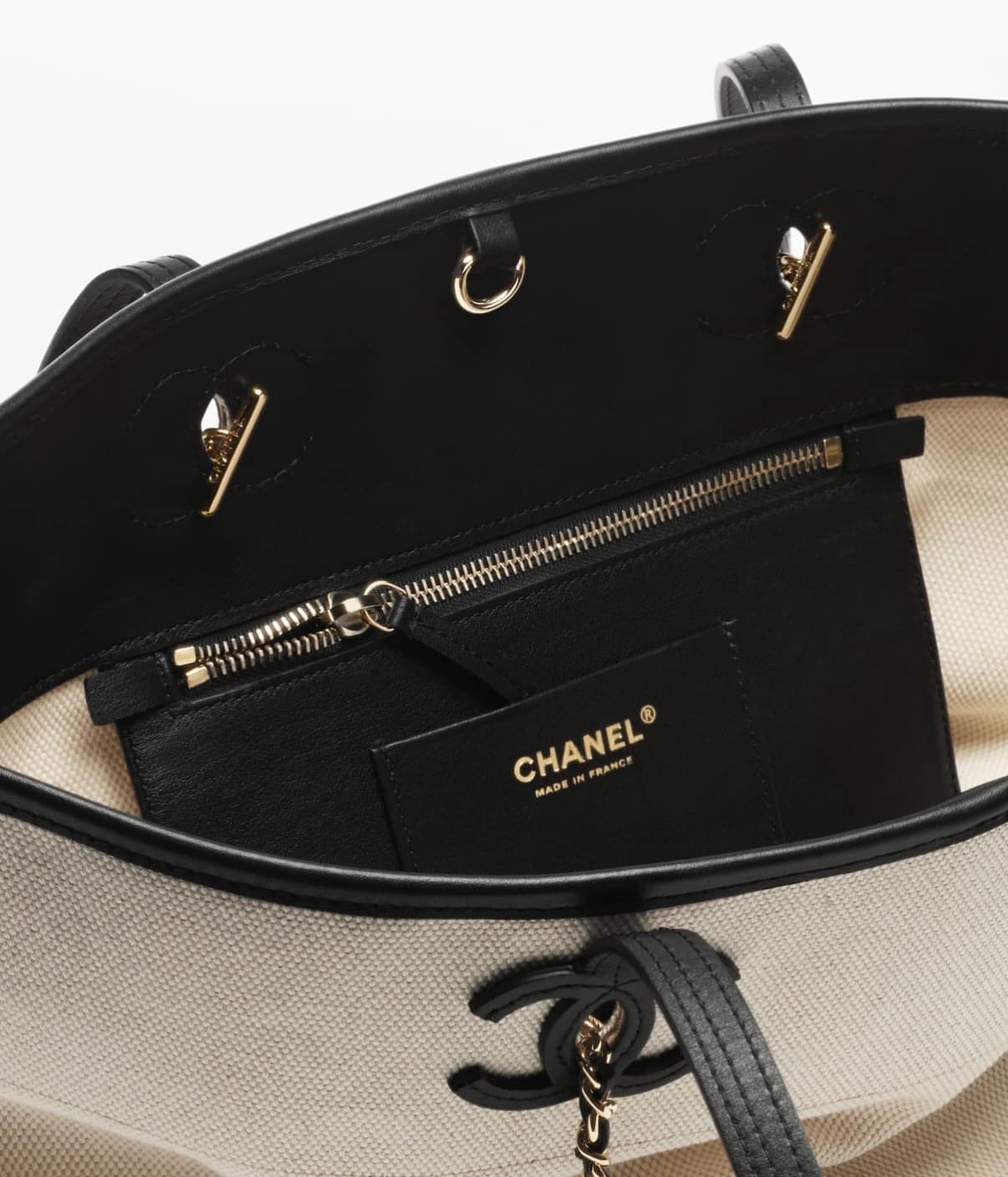 Chanel Petit Cabas — vue 3