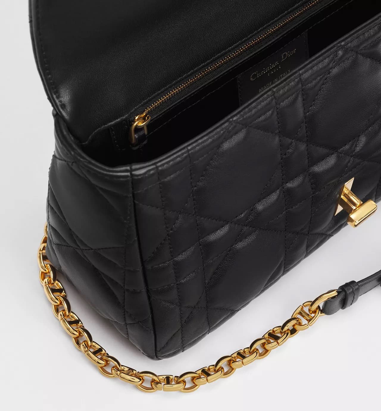 Christian Dior Sac Soft Dior Caro Medium — vue 3