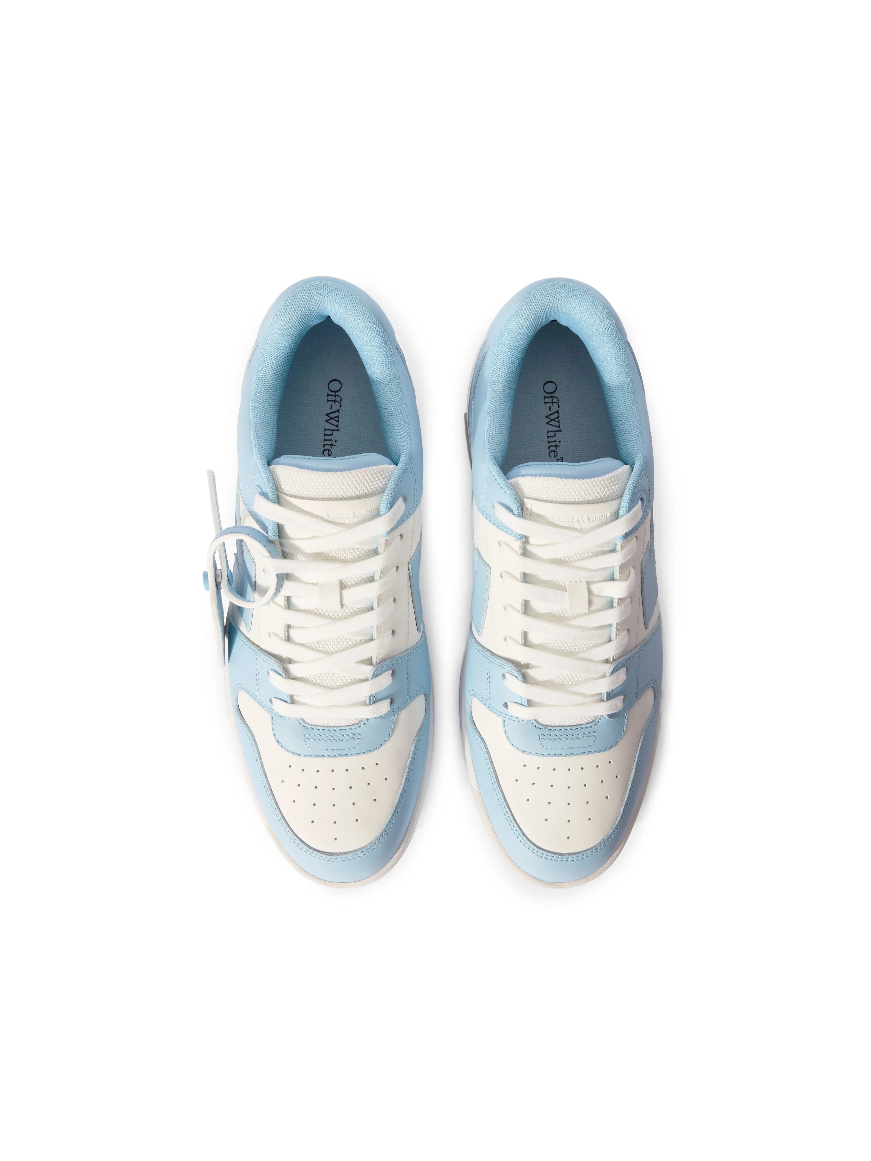 Off-White Out Of Office — vue 3