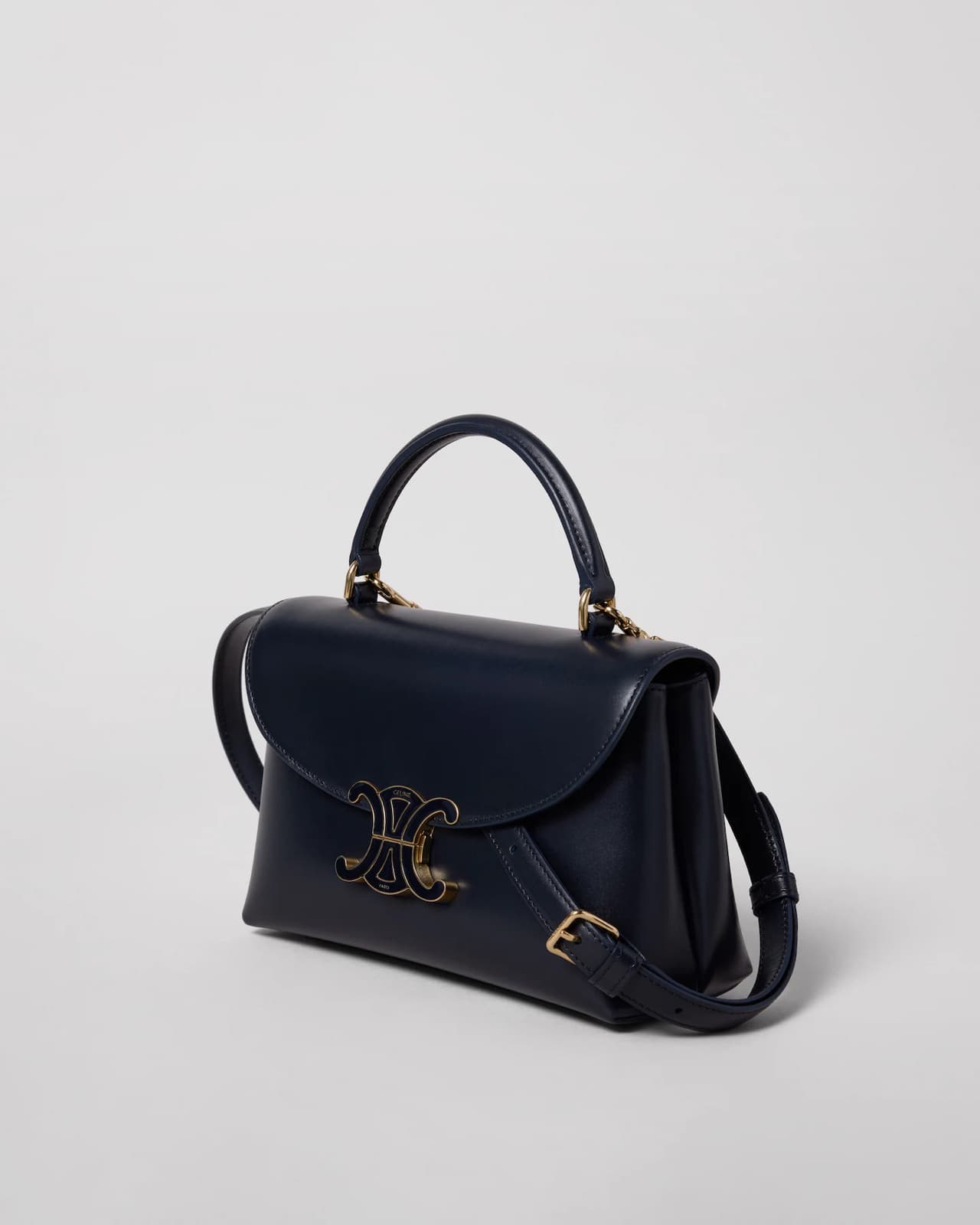 CÉLINE SAC NINO TEEN VEAU LISSE SATINÉ AVEC FERMOIR ÉMAILLÉ — vue 2