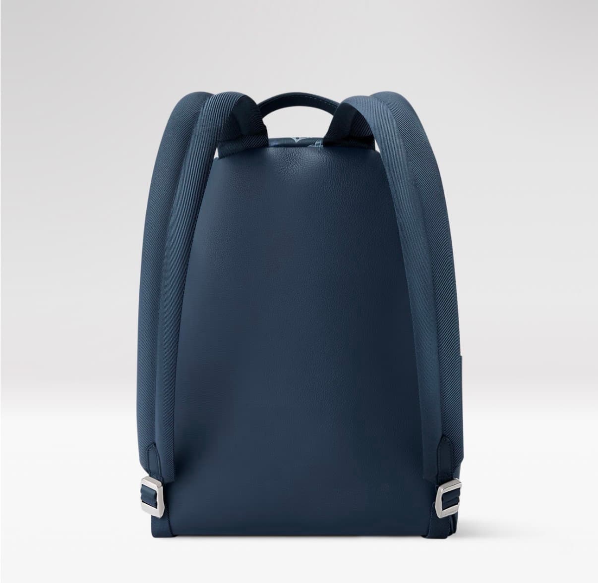 Louis Vuitton Sac à dos Discovery PM — vue 4