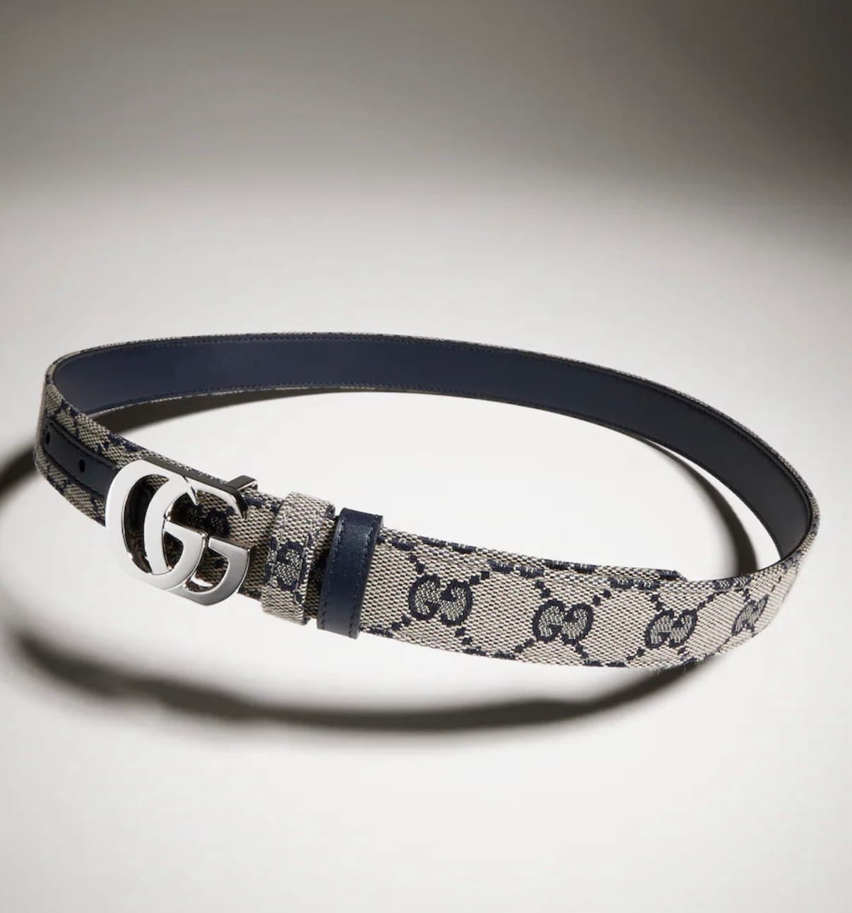 Gucci Ceinture réversible Cut GG Marmont pour femme — vue 2