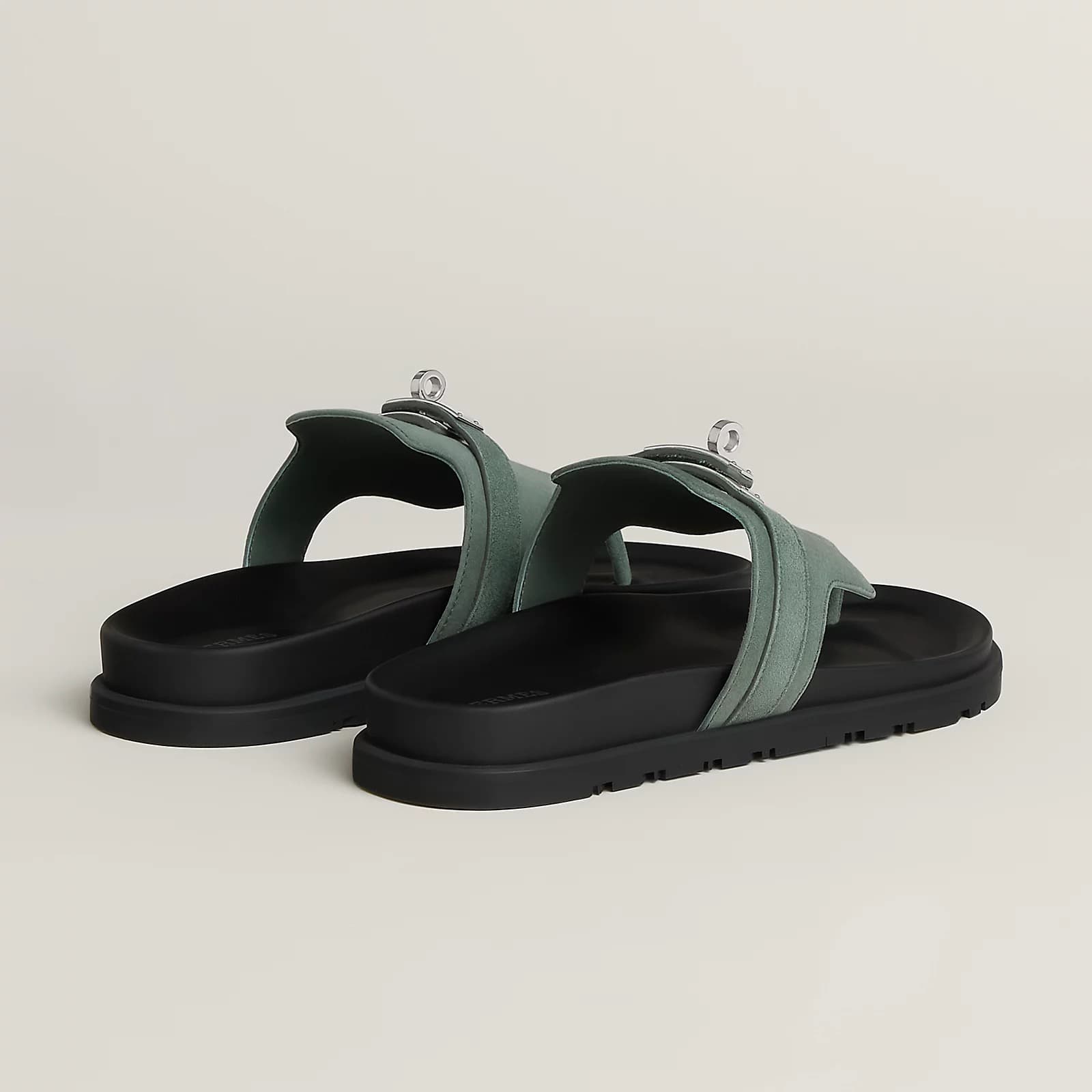 Hermes Sandale Empire Couleur vert Cèdre — vue 3