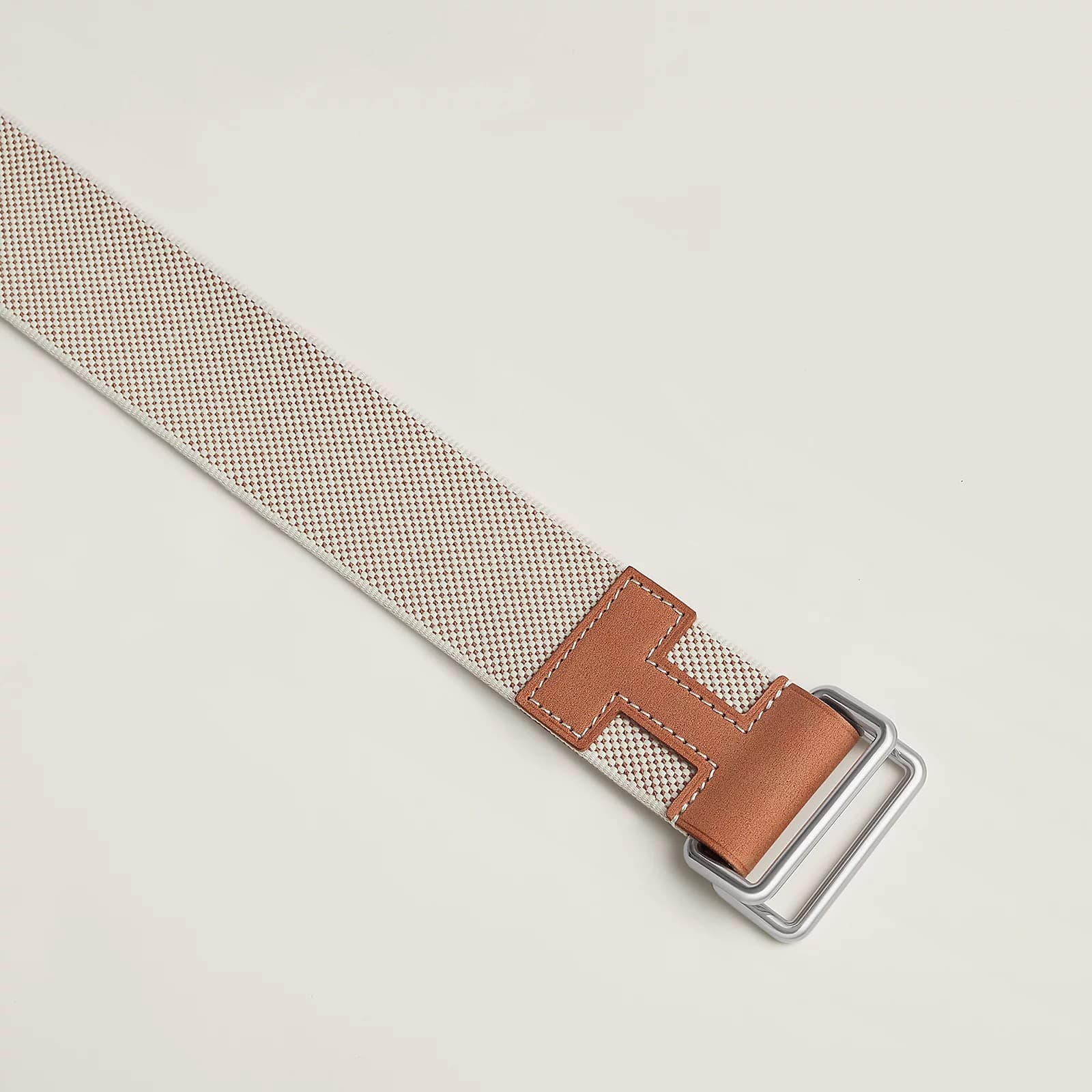 Hermes Ceinture Nomade 40 Couleur Écru / Beige / Naturel — vue 2